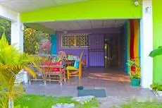 Hostal Acuarela Farallon 