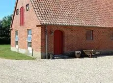 Sdr Gronkaer Bed & Breakfast 