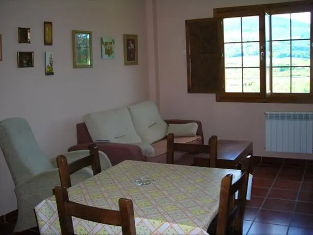 Apartamentos Rurales Casa Tata 