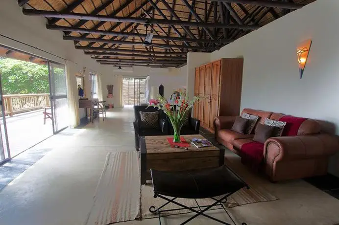 Naledi Bushlodge 