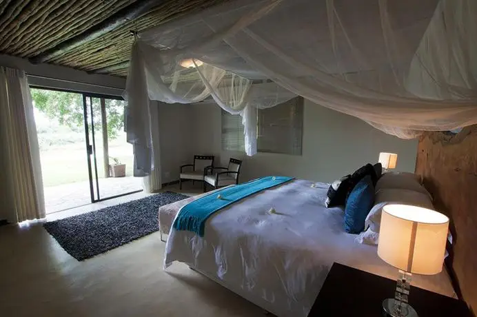 Naledi Bushlodge 