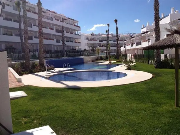 Residencial Linnea Sol Mar Holidays 