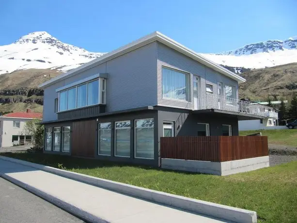 Seydisfjordur Apartment