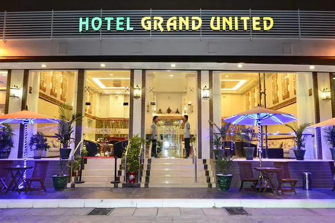 Hotel Grand United - Ahlone Branch 