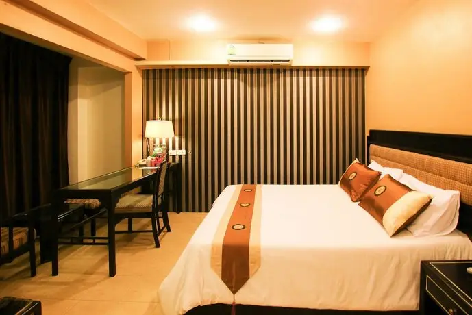 MAMBA and Baan Aranya Serviced Apartment 