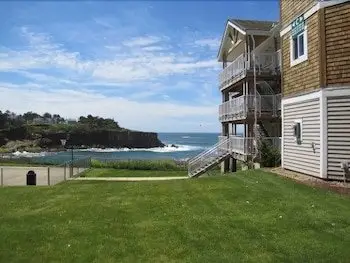 Whale Pointe at Depoe Bay 