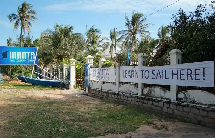 Manta Sail Training Centre