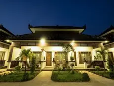 Yadanarpon Dynasty Hotel 