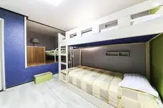 Fully Hong Hostel 