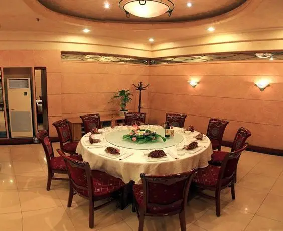 Lanzhou Hualian Hotel 