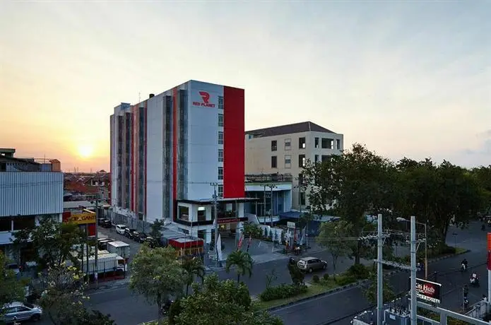 Red Planet Surabaya