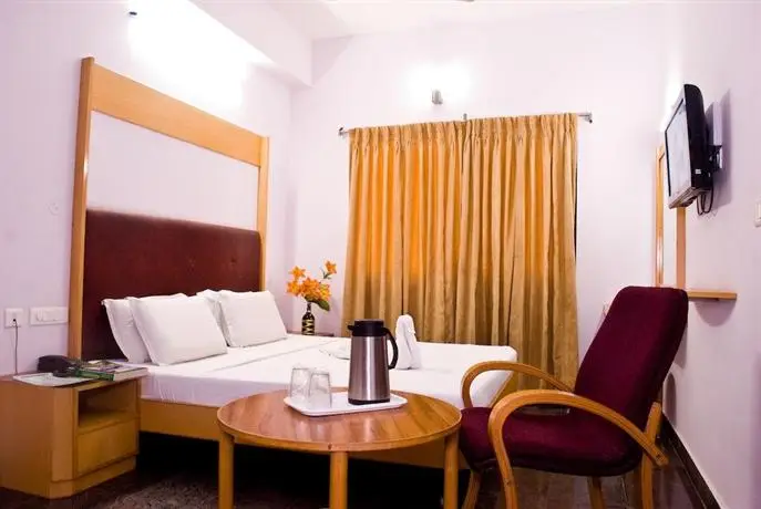 Hotel Rajadhane 