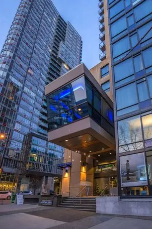 Hotel BLU Vancouver 