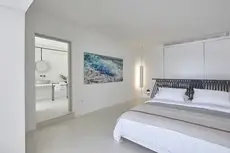 Alti Santorini Suites 