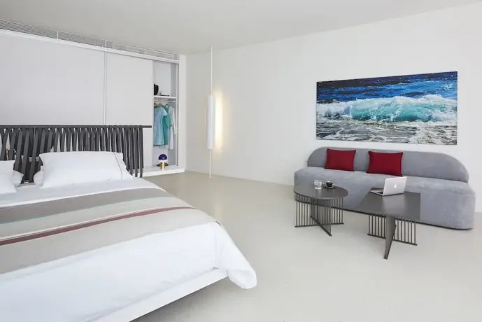 Alti Santorini Suites 