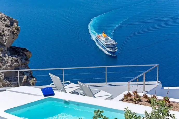 Alti Santorini Suites 