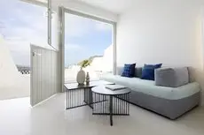 Alti Santorini Suites 