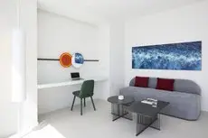 Alti Santorini Suites 