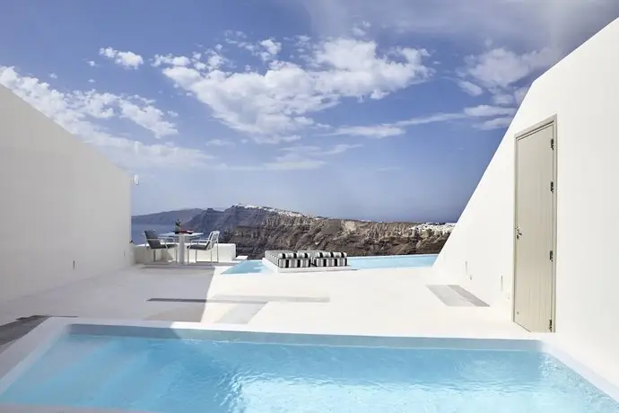 Alti Santorini Suites 