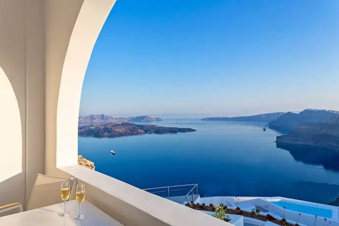 Alti Santorini Suites 