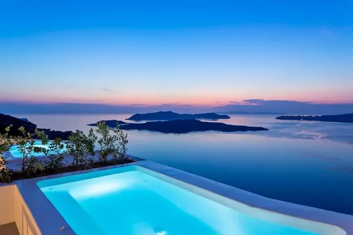 Alti Santorini Suites 