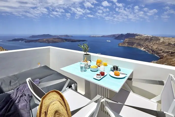 Alti Santorini Suites 