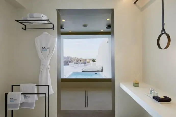 Alti Santorini Suites 