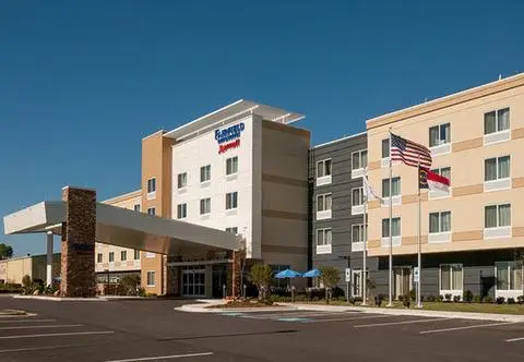 Fairfield Inn & Suites Fayetteville North