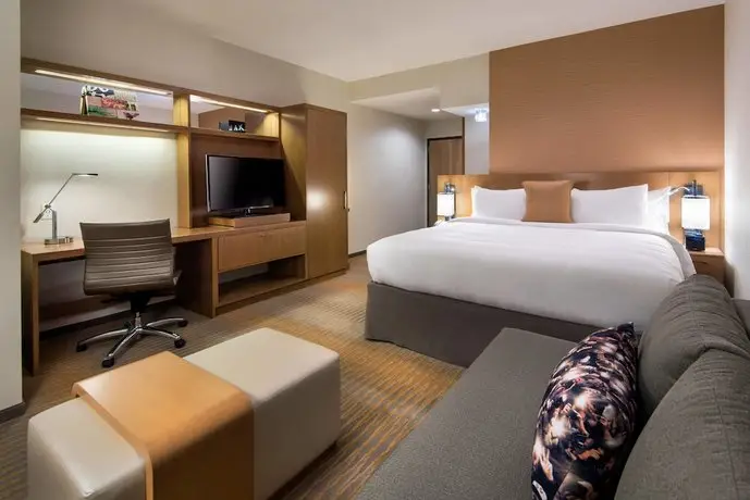 Courtyard by Marriott Los Angeles L A LIVE 