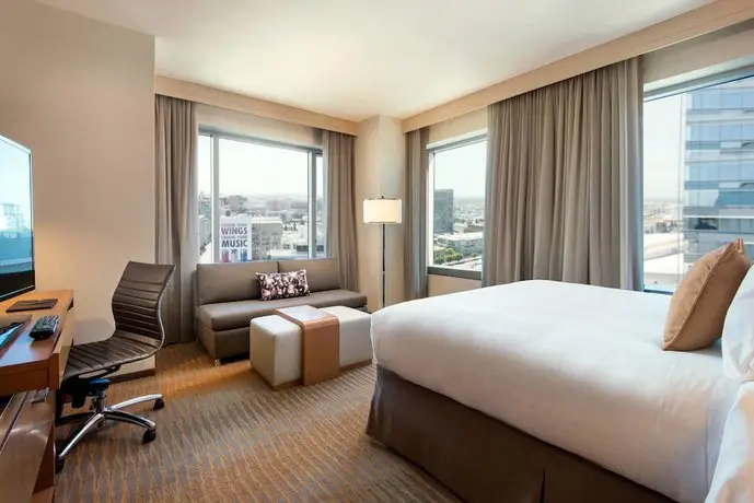 Courtyard by Marriott Los Angeles L A LIVE 