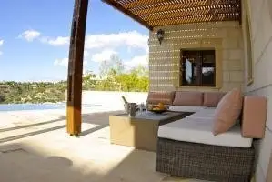 5 Br Villa Lelantos