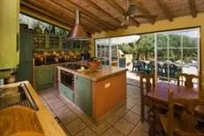 4 Br Villa Luxury Sleeps 10 