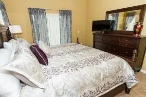 4 Br Home West Haven Sleeps 8