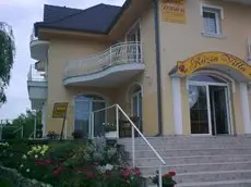 Rozsa Villa 