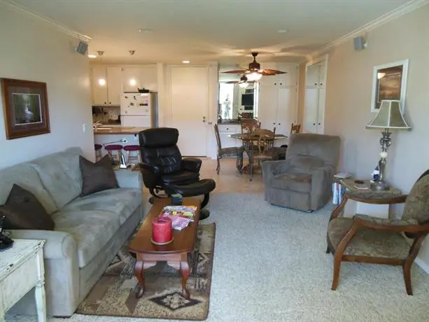 Oceanside Beach Condo