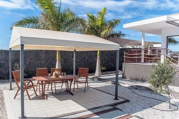 Villa Oasis Playa Blanca 