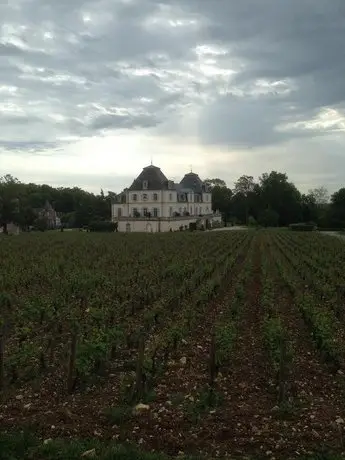 Barbary Lane House Rental Meursault 