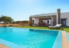 Cristelia Luxury Sea Front & Pool Villa 