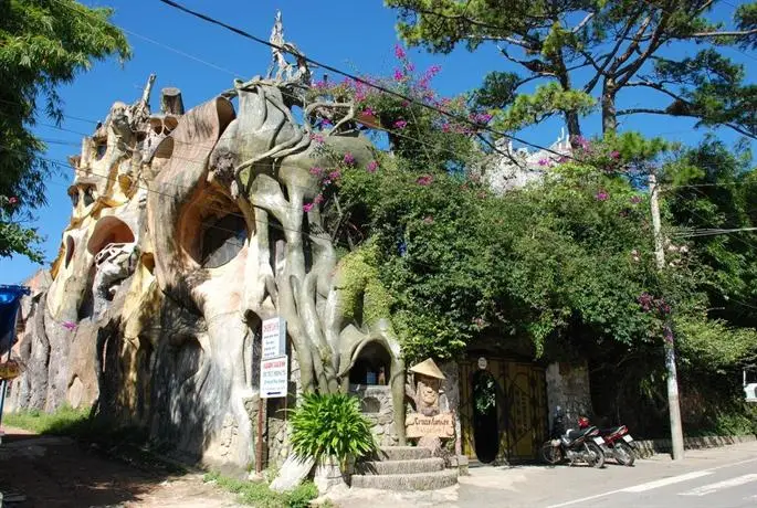 Crazy House Da Lat 