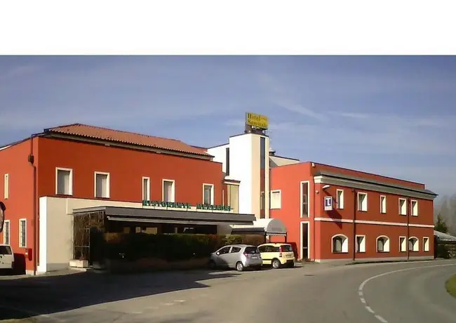 Hotel Sanvitale 