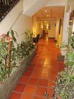 Hostal Mariscal Inn & Suites 