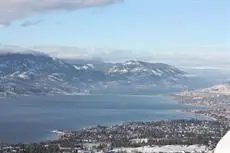 A Okanagan Lakeview Inn 