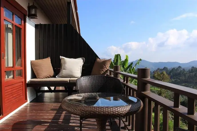 Phu Mork Dao Resort 