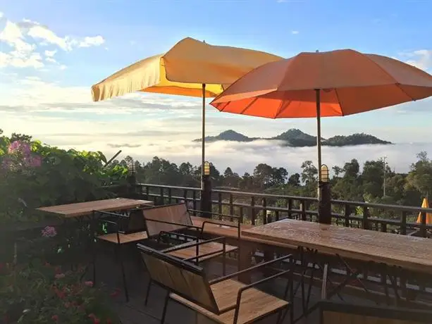 Phu Mork Dao Resort 