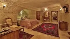 Phocas Cave Suites 