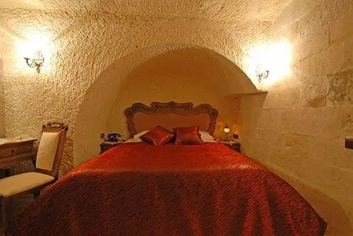 Phocas Cave Suites 