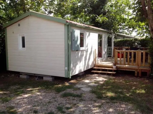 Camping Au Petit Port de L'Houmeau - La Rochelle 