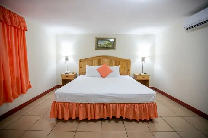 Hotel La Estacion 