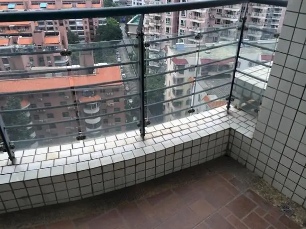 Shenzhen Leyi Family Apartment