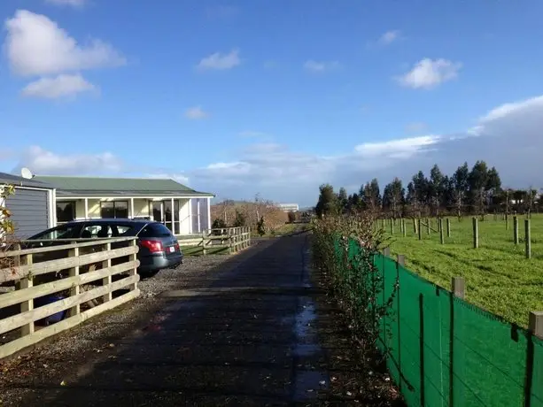 Bluebell Lodge and Cottage